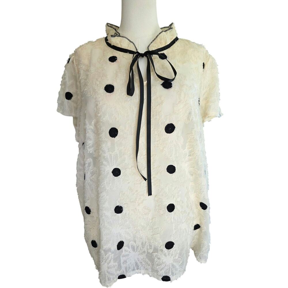 SHEIN Curve 2XL Cream Textured Polka Dot Blouse Black Ribbon Tie Short Sleeve